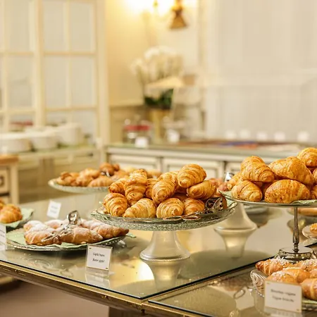 Grand Castagnola Szálloda 5*