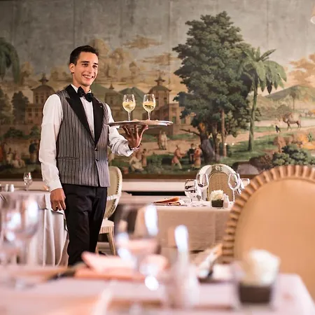 Grand Castagnola Szálloda 5*